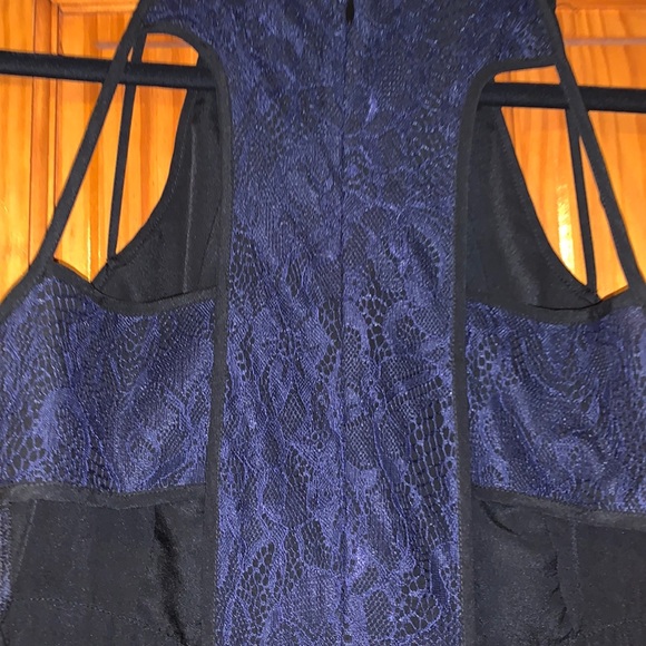 Dress - Picture 10 of 15